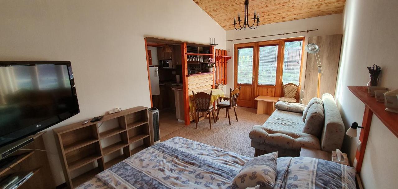 Dalia Apartmanok Csopak Cameră foto